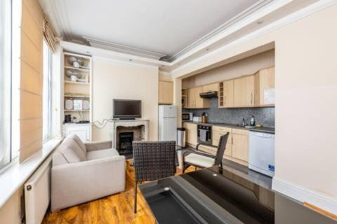 London Kensington & Chelsea 2 Bed Zone 1 Aprt 아파트 외부 사진